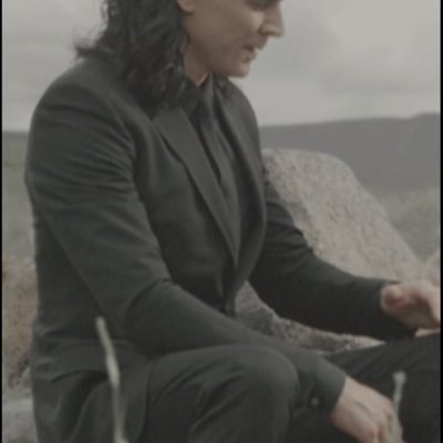 「the god of mischief」❛ I REMEMBER A SHADOW. ❜