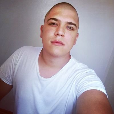 ivan_nikolic97's profile picture. Dentristry student 
AvantiStellaRosaa