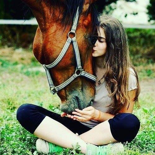 My name is Barbara C Clement . I am 28 years old . I live in Los angels in United States of America.  I am passionate to #horse ride almost 9 years.