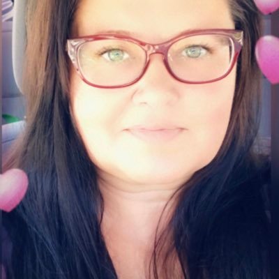 aprilzhouse's profile picture. 