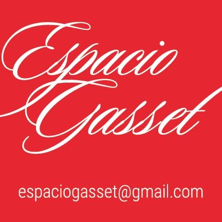 Te proponemos experiencias sensoriales a través de nuestro delivery de almacén gourmet y catas online.
Regalos personalizados .
Vinos. Quesos. Chocolates.