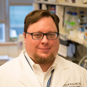 Prostate cancer researcher @BIDMChealth and Instructor in Medicine @harvardmed 

Interested in all things ADT/ASI resistance

Also @JRPCFer@mstdn.social