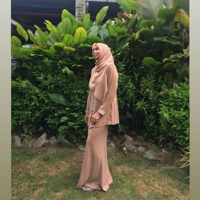 nazreenasuhaimi's profile picture. law school