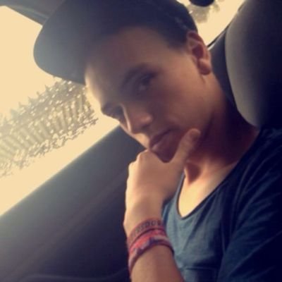 GermanTesla's profile picture. Moin aus dem hohen Norden. Seit dem ich 18 bin hab ich mich für Tesla begeistert. Und seit dem das Model 3 natürlich rot im mein Herz geschlossen.