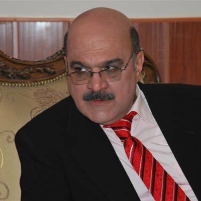 عراقيٌ هَوايَّ وميزةٌ فينا الهوى خَبَلُ .......