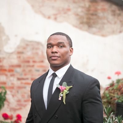 VinceDHolland's profile picture. Community Builder🤝| Empowering personal growth🧠❤| Movie buff🎬| Martial Arts nut🥋| Authoring transformative insights✒| Let's thrive!