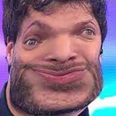 SoyAlejuu's profile picture. UU