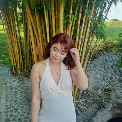 EllaCanave's profile picture. Wardrobe Stylist | Blogger | Asst. Manager | Stylist of Keaton Row