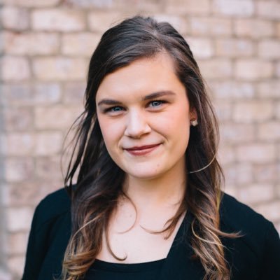 thejessiemetty's profile picture. a recent life update is that I just want chicken minis all day every day.