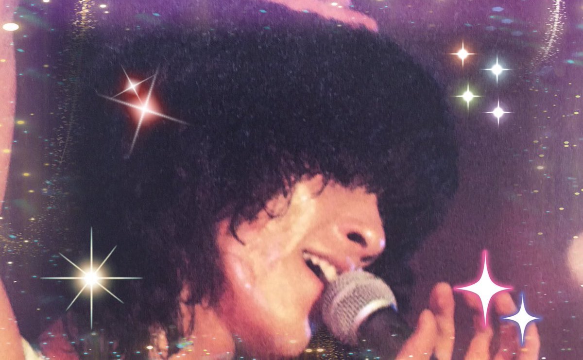 ★元SMAP　　　
★🎸デスポップBAND『THE FLYING PANTS』の歌唄い(ex.ｼｮｯﾄｶﾞﾝﾏﾘｯｼﾞ/ ﾜｸﾁﾝ5)                            　　★🍷浪花北新地のBar PARADOXの経営と出勤          ★人生訓『西城秀樹』『大谷翔平』『七転び二起き』