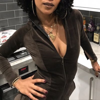 uptownlivin99's profile picture. UpUp