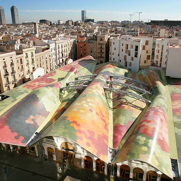 Veïns, veïnes, comerciants i tothom que formi part del nostre barri. Us convidem a formar part d'aquesta xarxa per fer-nos escoltar.