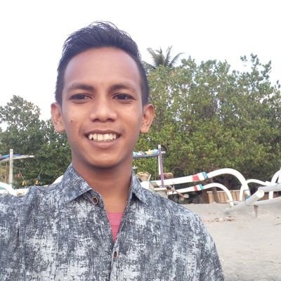 |[Mahasiswa Pertambangan][Universitas Muhammadiyah Mataram][HMI MPO Cabang Mataram][Sekretaris Umum Komisariat Hijau-hitam]|#2019GANTIPRESIDEN 🇲🇨