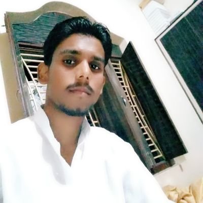 mohdtabish287's profile picture. अनुभव कहता है *
*खामोशियाँ ही बेहतर हैं, 
शब्दों से लोग रूठते बहुत हैं...