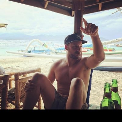 Liam__1989's profile picture. 