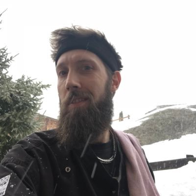 Vegan/ Raw Vegan Chef. 21 years experience.