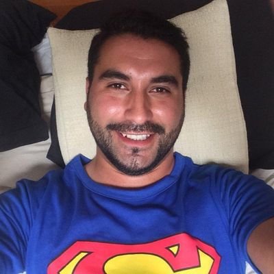 Mi honor se llama lealtad!.
Por Chile y su pueblo. La Resistencia a todo lo podrido.
