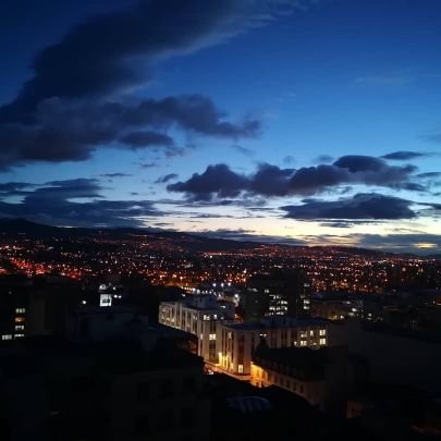 Melómano, impaciente, convencido de que la paz es el camino y el Desarrollo debe ser sostenible. MDP @Uniandes
Aqui opiniones personales