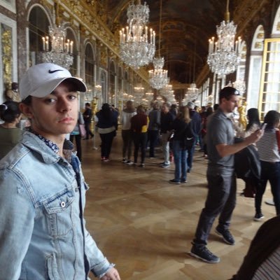 thomasbc15's profile picture. gs ‘20 (school account)