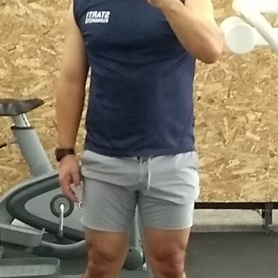 176.95.46ガチムチ短髪G。 平凡な日々を送ってます😐 たまには刺激もほしい。 ガチムチの人、よろしくお願いします! エニタイム