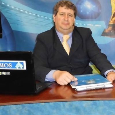 Periodista Deportivo
-Solo Deportes- Diario Cambios y 92.3 FM Libertador