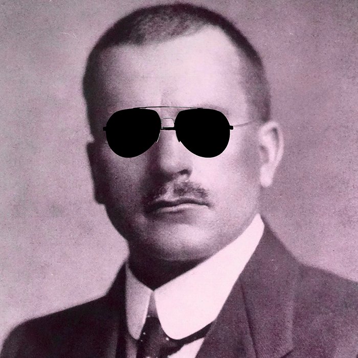 archeoctulus's profile picture. *insert some pretentious shit*