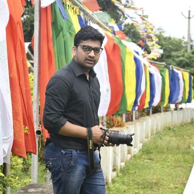 Anchordeepak43's profile picture. यदा यदा हि धर्मस्य ग्लानिर्भवति भारत ।
अभ्युत्थानमधर्मस्य तदात्मानं सृजाम्यहम् ॥
परित्राणाय साधुं विनाशाय च दुष्कृताम् ।
धर्मसंस्थापनाय सम्भवामि युगे युगे॥

🕉️