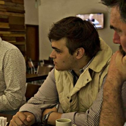 FranGhione1's profile picture. Hincha de River 🇮🇩. Profe de historia 🗿.
Presidente de @jrdptomsjz (2014 - 2018).
Actual presidente @ariasucr 🇦🇷💪🏼