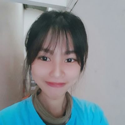 phan_nii's profile picture. 🌸chẳng muốn là bồ công anh trong bầu trời rộng lớn 🖐🍃