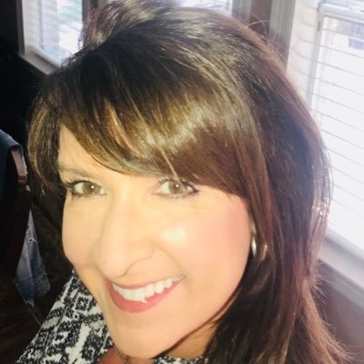 I am an Account Executive in the Mortgage Industry. I love being with my family, dancing and playing golf.