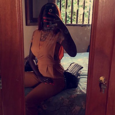 biijounou's profile picture. A classic woman with a lot of blessings and a little bit of thug 🌸🇸🇳