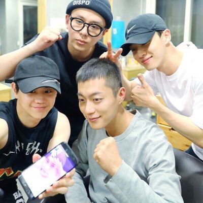 💮HIGHLIGHT(B2ST)💮1111+11さんのプロフィール画像