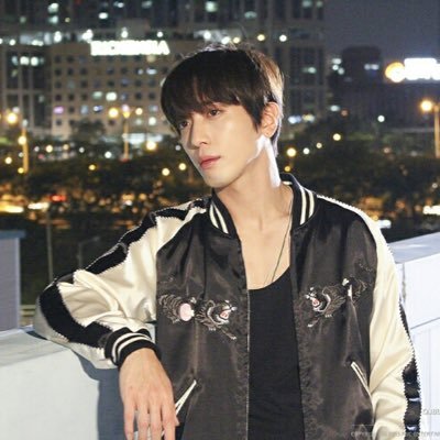 CNBLUE 올팬 / 애들 군대가니까 외로워져서 판 계정