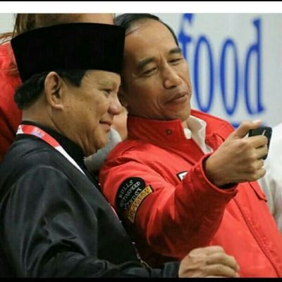 hipmalajasuraba's profile picture. Politik Pemerintahan Politik & Pemerintahan Sosial Gerakan Sosial Sekolah & Universitas Hobi Olahraga Pendidikan