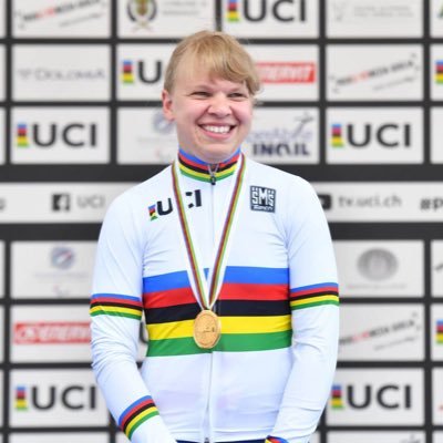 9x C1 World Champion TT, RR, IP & Scratch British C1-C3 TT and RR Champion 2016 @StoreyRT. @DerbyshireIS. katietoftpara-cyclist@hotmail.com