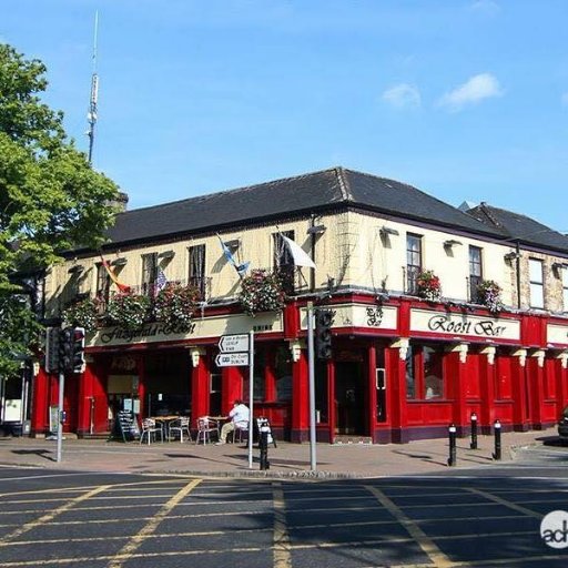 A perfect local pub, #latebar and #restaurant in #Maynooth with #livemusic and #liveentertainment every weekend. Tel: 01 6289843. Located beside #NUIMaynooth!