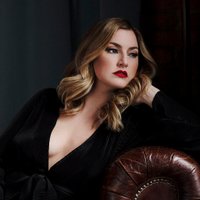 Follow @KellyPrescott (@kprescottmusic) 's Twitter Profile