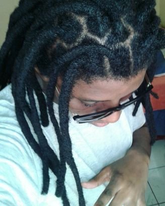 PayneGeneXY's profile picture. Am never alone,
I don't hide from the sun.
Embrace the rain, water itself is alive.
Time gives meaning to life.

The soul can see beyond what's insight.👣🥰