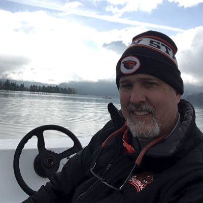 Founding member: Oregon State Beavers Cossack Hat Club - Da! Nation - Corvegas resident, fortunate husband and father. I like fast boats and I cannot lie.