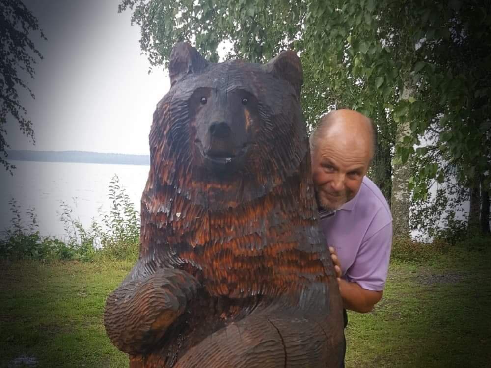 Puheet ovat puheita, mutta teot ratkaisevat. Inhimillinen, oikeudenmukainen ja turvallinen uudistaja, joka on nöyryydestään ja vaatimattomuudestaan tunnettu.