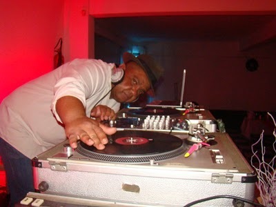 Dj...R&B....Samba Rock...Soul...Charme...Melodias.....Watsapp: 11-96182-3349