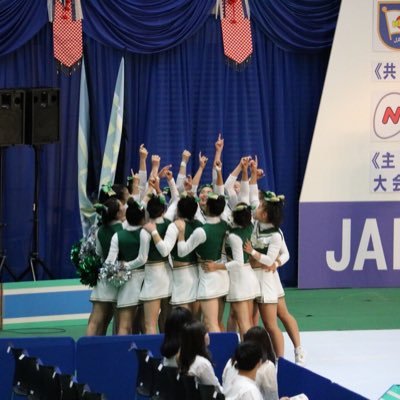 専修大学全学応援団チアリーダー部 On Twitter 昨日は卒団式でした 四年生の先輩方本当におつかれさまでした 先輩方の言葉を胸に 努力を惜しまず前に突き進んで行こうと思います いつでも練習に遊びに来てください そして社会人になっても頑張ってください 今