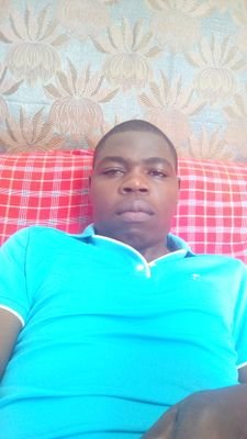 victord09020898's profile picture. 