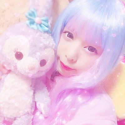 【きゃりーぱみゅぱみゅ】@pamyurin 💗無言フォロー👌#CANDYWAVE 広島・島根・愛媛・高知・大阪・鳥取参戦🎀#UMA105 桃太郎フェス2024 参戦👁FCイベで私物と認知いただきました🙏😭❤️インライコラボ🥺オンラインミ ーティングで誕生日祝っていただきました🙇🏻‍♀️