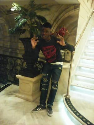 Rapper, Artist and father to my daughter and
Mr CEO /CnC @Rap Gang.