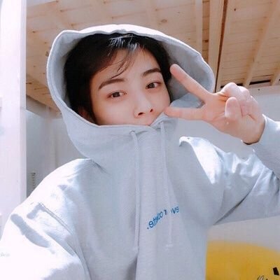 SLR81U0RtNniiXm's profile picture. 비누