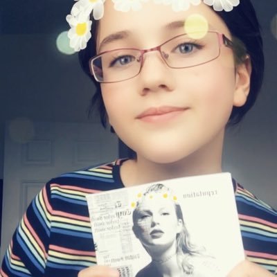stylleswift's profile picture. “The way you walk, way you talk, way you say my name ; it’s beautiful, wonderful, don’t you ever change!”