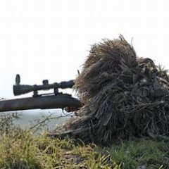 imomusi_chikin's profile picture. ゲームやら創作やら色々ごった混ぜ。一応メインは物書き（?）って言ってる。
色々と吐かなかったり吐いたり。趣味垢になりますな
今年で２０↑