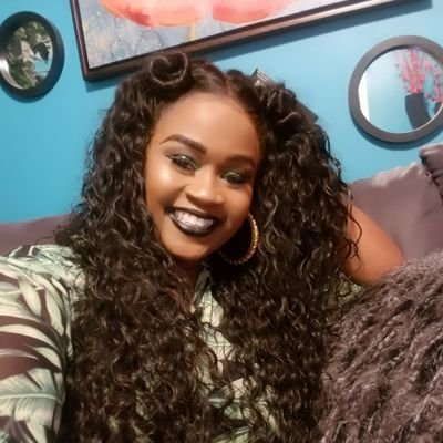 A great wife , mother, daughter & grandmother 👑💓💫
The owner of Ms.Greeneyes Boutique
#Shop🛍👗👚👖👕🩳👙