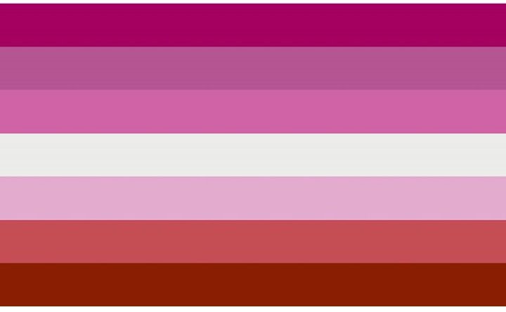 🏳️🌈Lesbian/fem Bi/fem Queer💜
💜❤️💙🖤 :-) DM's of good vibes are welcome,encouraged,happily answered